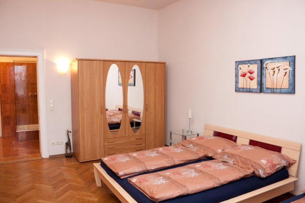 Raisa Apartments Fuenkhgasse Pressbaum エクステリア 写真