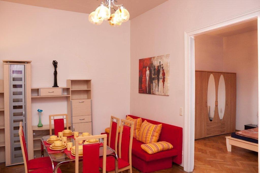 Raisa Apartments Fuenkhgasse Pressbaum エクステリア 写真